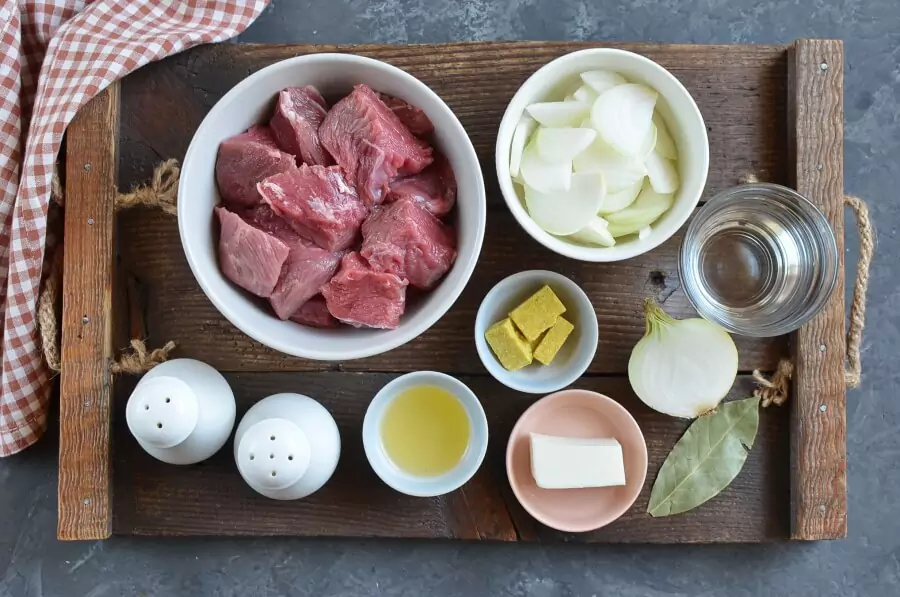 Ingredients for Egyptian Lahma Bil Basal (Beef in Rich Onion Sauce)