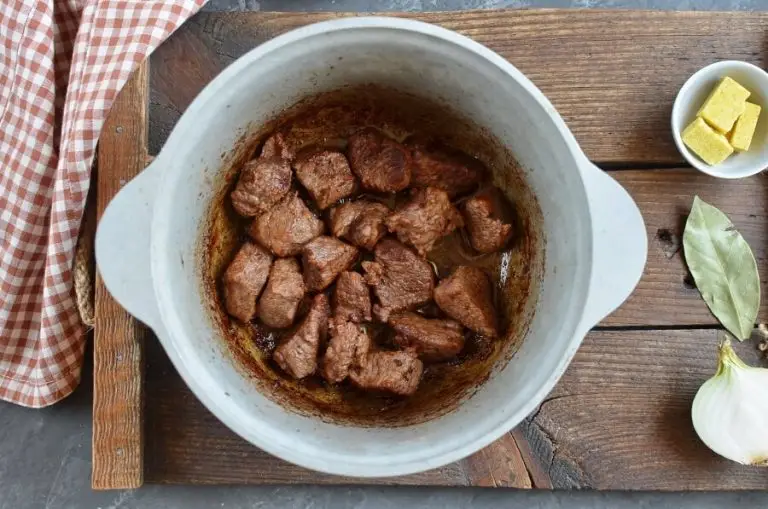 Step 1 - Egyptian Lahma Bil Basal (Beef in Rich Onion Sauce)