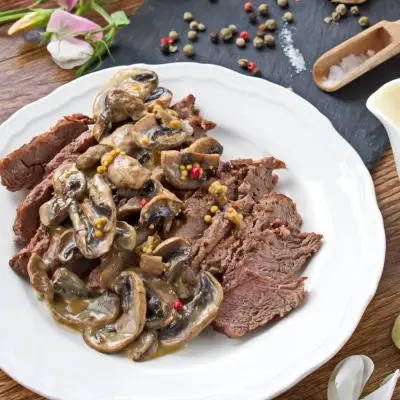 Flank Steak with Creamy Mushroom Sauce recipes-How to make Flank Steak with Creamy Mushroom Sauce-Delicious Flank Steak with Creamy Mushroom Sauce