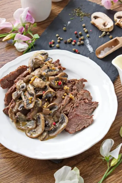 Flank Steak with Creamy Mushroom Sauce