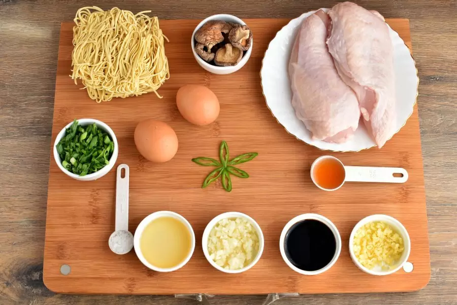 Ingredients for Garlic Ginger Chicken Ramen
