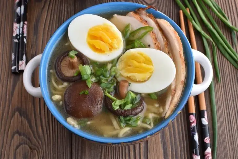 Step 6 - Garlic Ginger Chicken Ramen