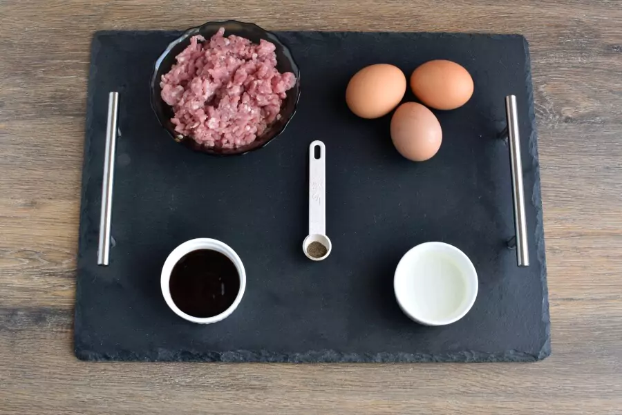 Ingredients for Keto Ground Pork Omelet
