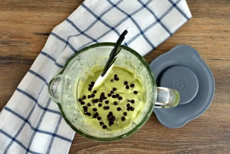 Step 2 - Keto Low Carb Mint and Chocolate Chip Ice Cream