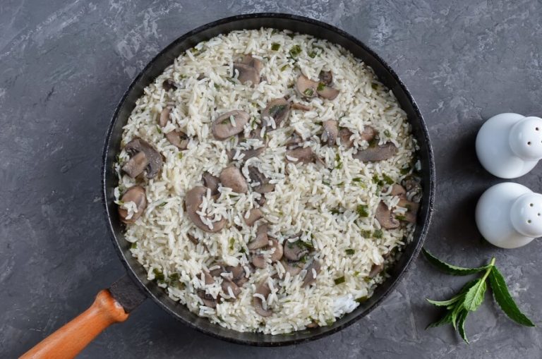 Step 4 - Easy Mushroom Rice