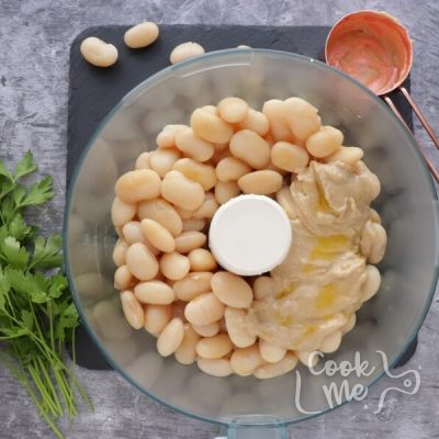 Roasted Garlic White Bean Hummus recipe - step 5