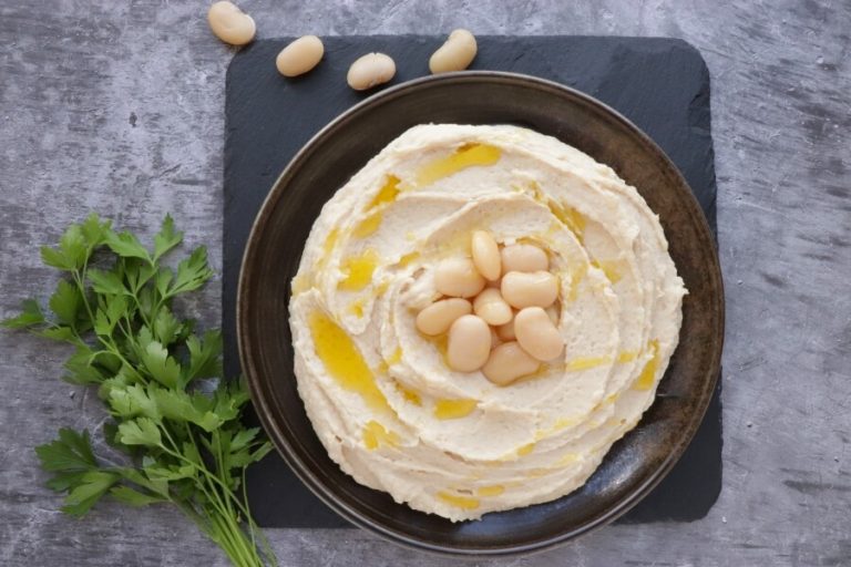 Roasted Garlic White Bean Hummus Recipe Cook.me Recipes