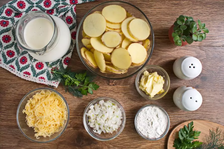 Ingredients for Simple Au Gratin Potatoes