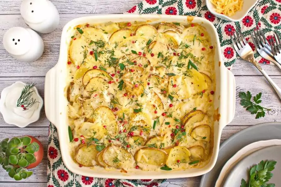 Simple Au Gratin Potatoes