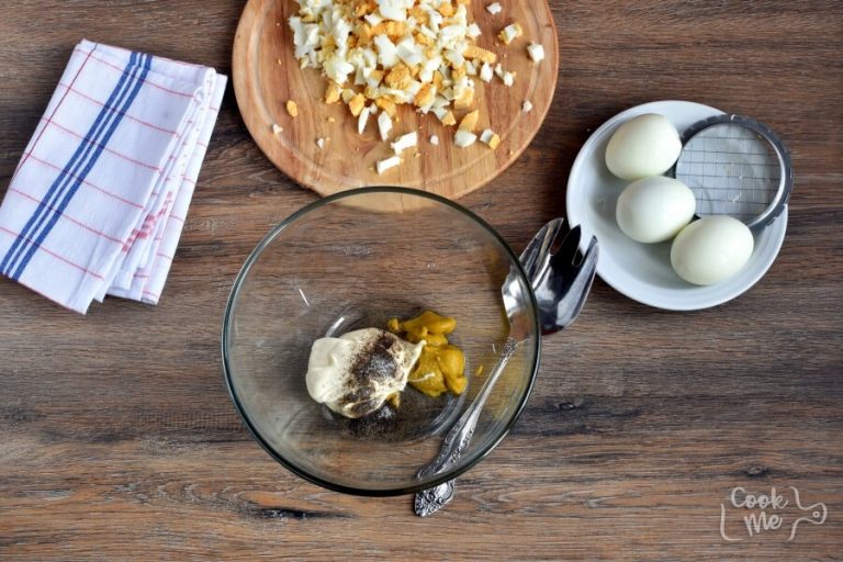 Step 1 - Simple Egg Salad Sandwich