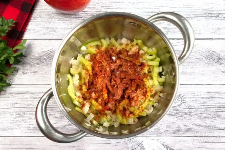 Step 5 - Spicy Creole Chili