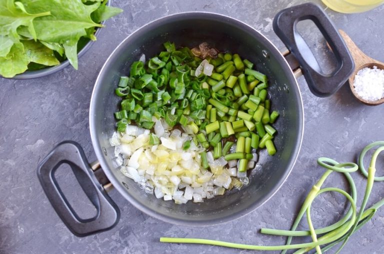 Step 2 - Vegetarian Spinach, Pea and Garlic Scape Soup