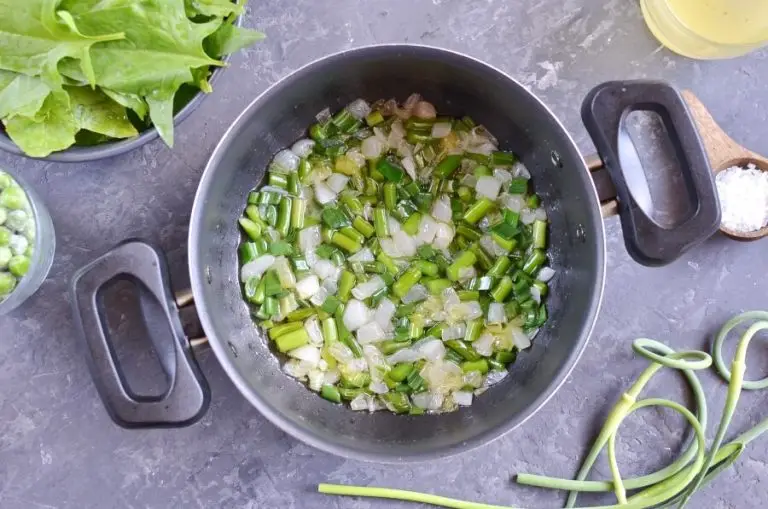 Step 2 - Vegetarian Spinach, Pea and Garlic Scape Soup