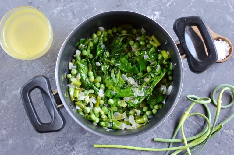 Step 3 - Vegetarian Spinach, Pea and Garlic Scape Soup