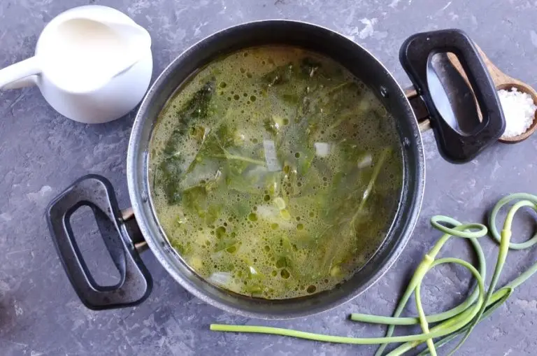 Step 4 - Vegetarian Spinach, Pea and Garlic Scape Soup
