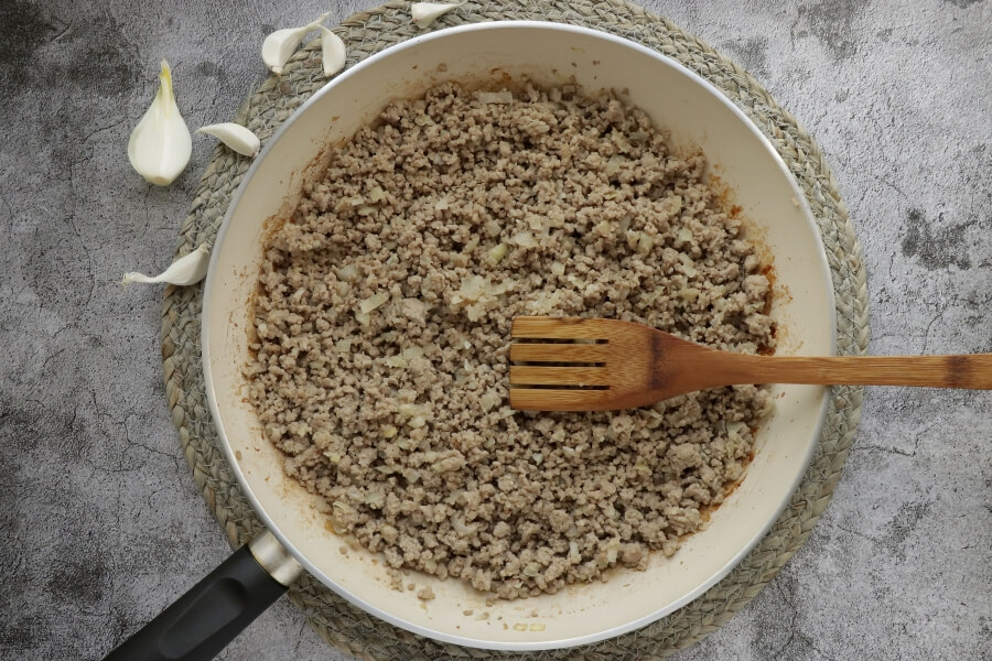 The Best Keto Shepherd’s Pie with Cauliflower Topping recipe - step 2