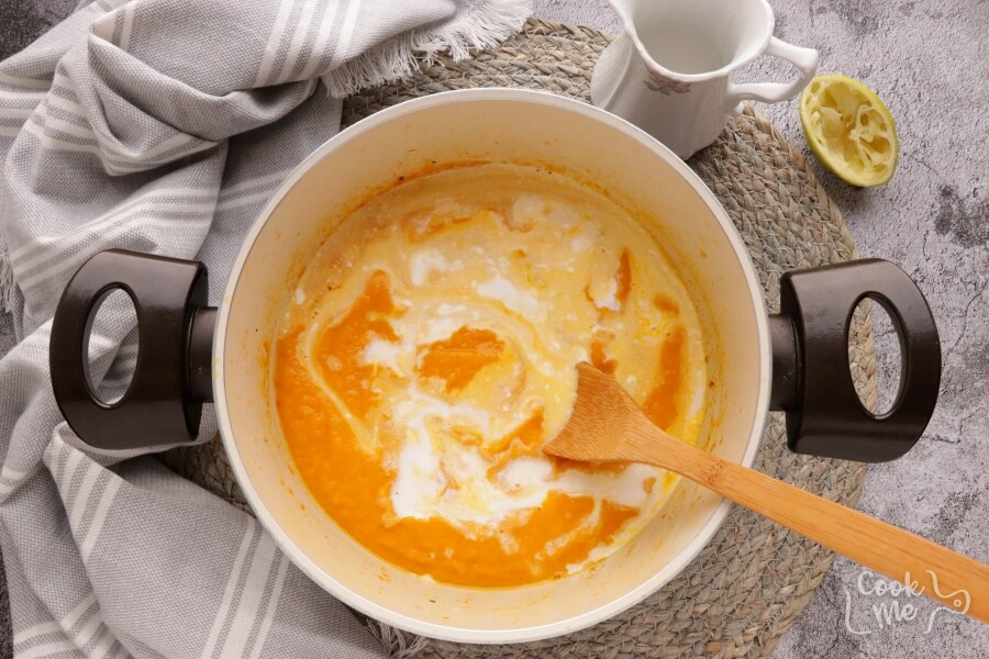Vegan Carrot Ginger Soup recipe - step 5