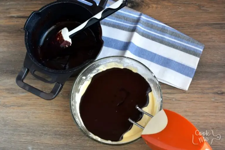 Step 7 - Wellesley Fudge Cake