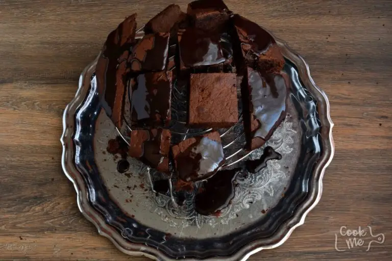 Step 10 - Wellesley Fudge Cake