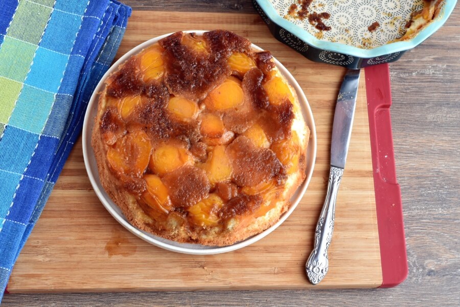 How to serve Apricot Upside-Down Cake