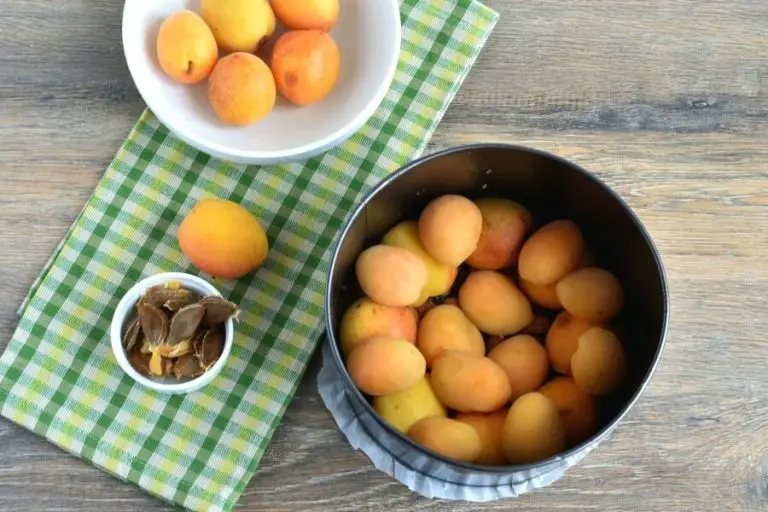 Step 7 - Apricot Butter Cake