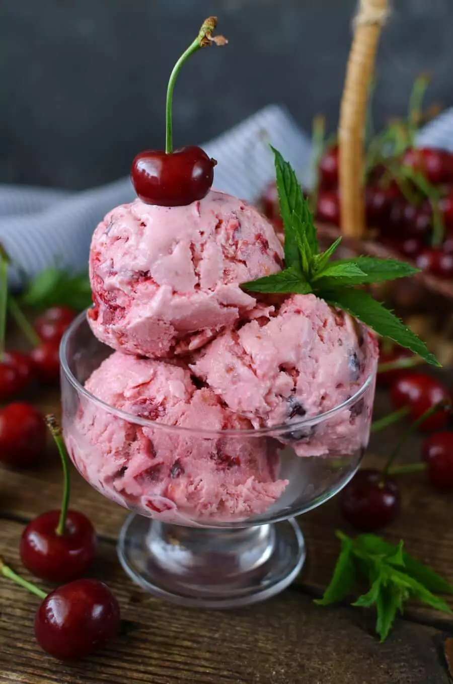 Cherry Cheesecake Frozen Yogurt