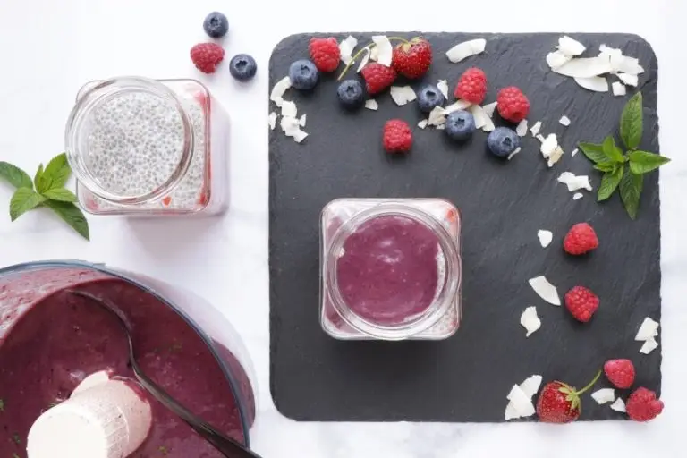 Step 5 - Chia, Acai and Strawberry Layered Breakfast Jar