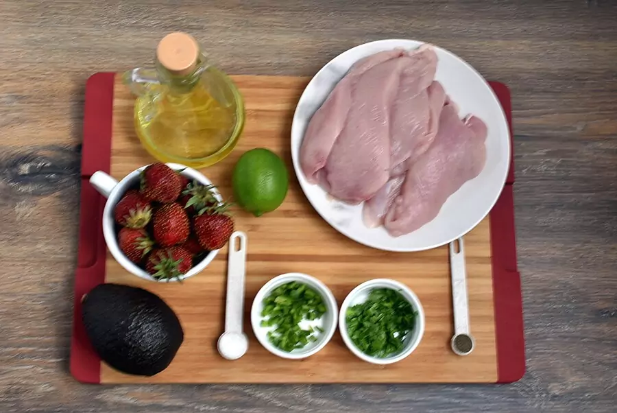 Ingredients for Chicken Cutlets with Strawberry-Avocado Salsa