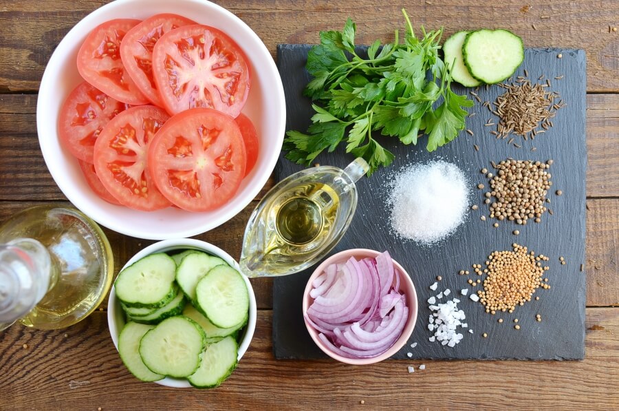 Ingridiens for Vegan Cucumber Tomato Salad
