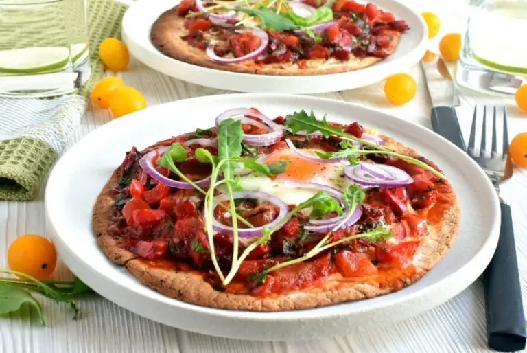 Step 6 - Egg & Rocket Pizzas