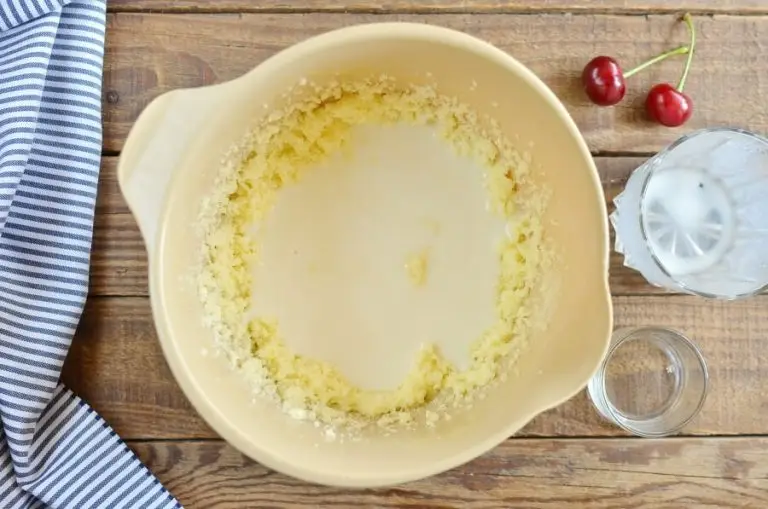 Step 4 - Fresh Cherry Cake