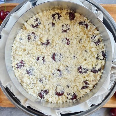 Fresh Cherry Cake with a Hint of Cinnamon recipe - step 5