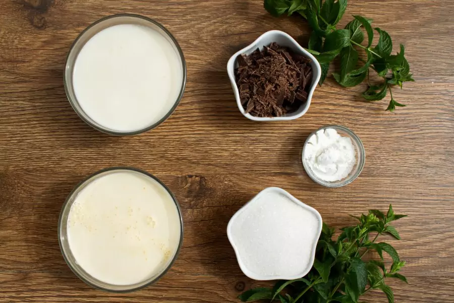 Ingredients for Fresh Mint Gelato