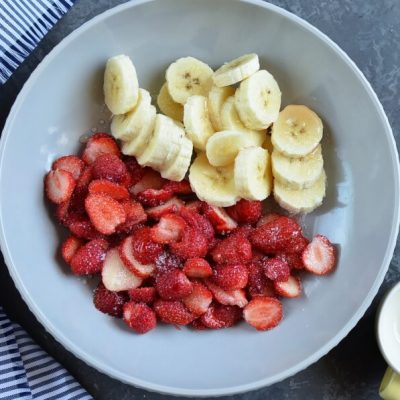 Gluten free Strawberry-Banana Crepes recipe - step 8