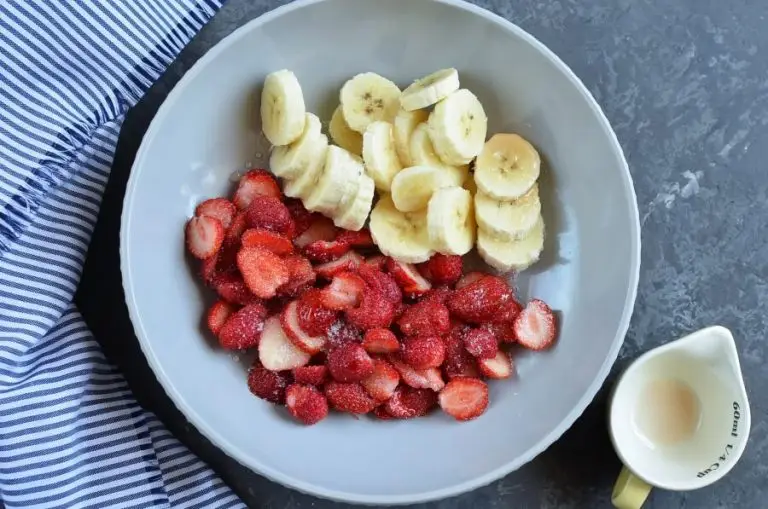 Step 8 - Gluten free Strawberry-Banana Crepes