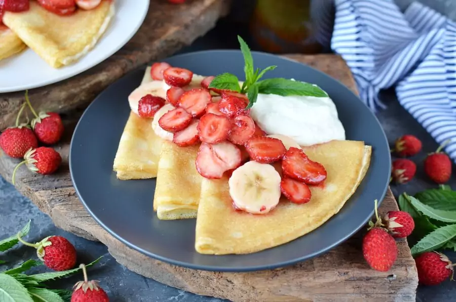 Gluten free Strawberry-Banana Crepes