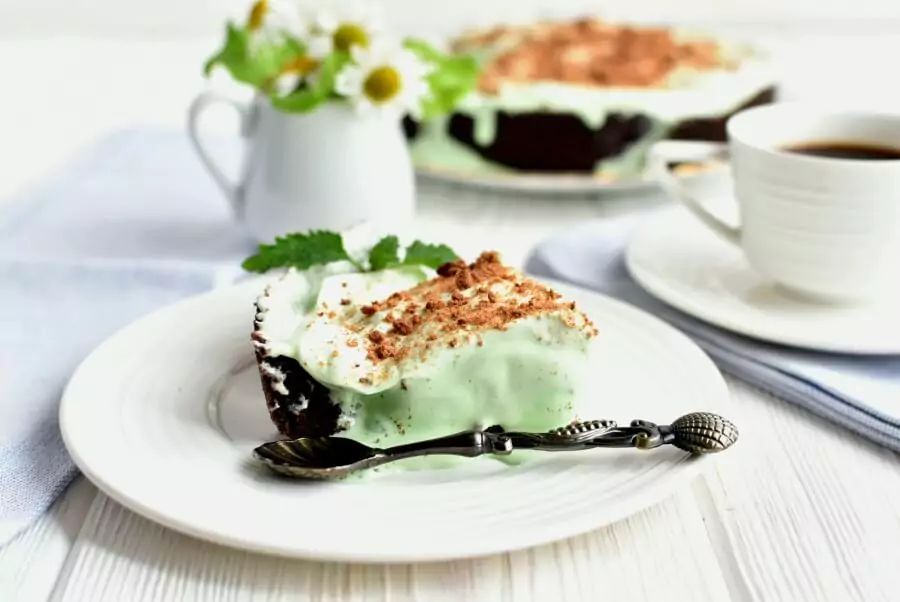 Grasshopper Ice Cream Pie