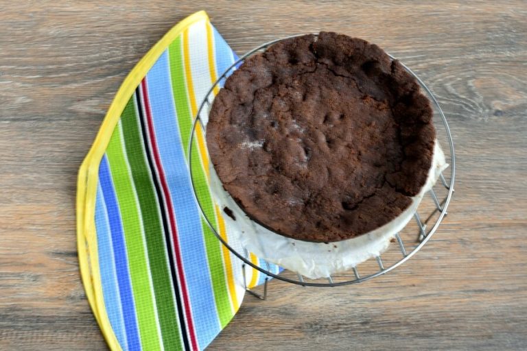 Step 5 - Grasshopper Ice Cream Pie