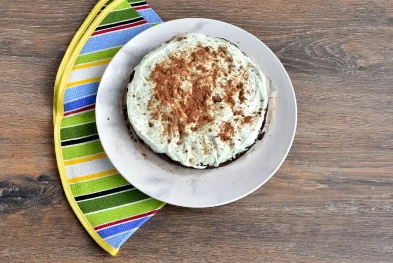 Step 8 - Grasshopper Ice Cream Pie