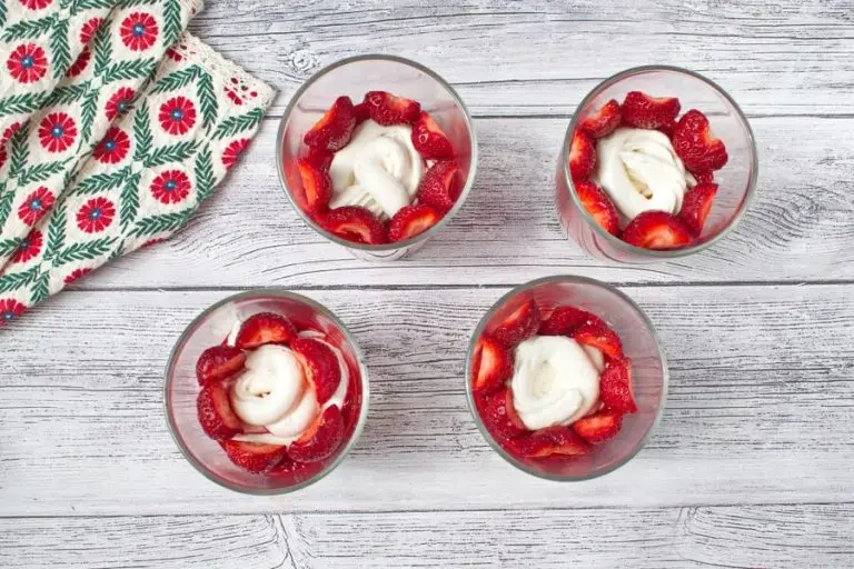 Step 4 - Healthy Strawberry Parfaits