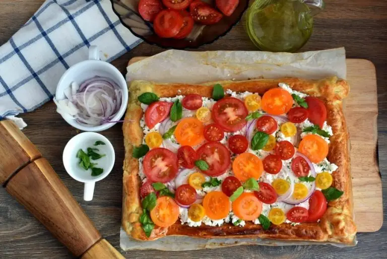 Step 8 - Herbed Ricotta and Fresh Tomato Tart