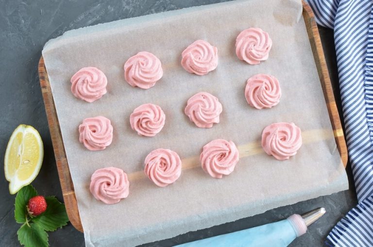Step 7 - Homemade Strawberry Marshmallows (Zephyr)