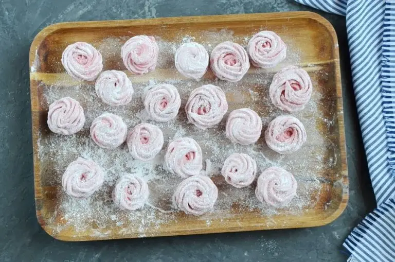 Step 10 - Homemade Strawberry Marshmallows (Zephyr)