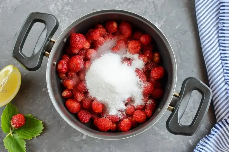 Step 2 - Homemade Strawberry Marshmallows (Zephyr)