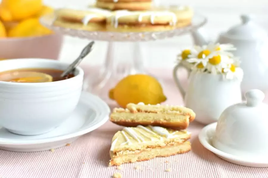Lemon Kisses