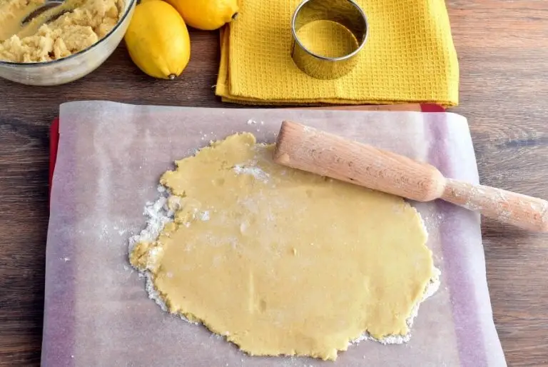 Step 3 - Lemon Kisses