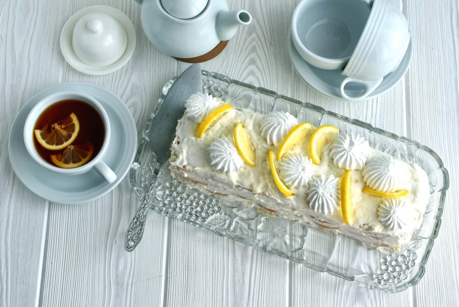 Lemon Meringue Fridge Cake