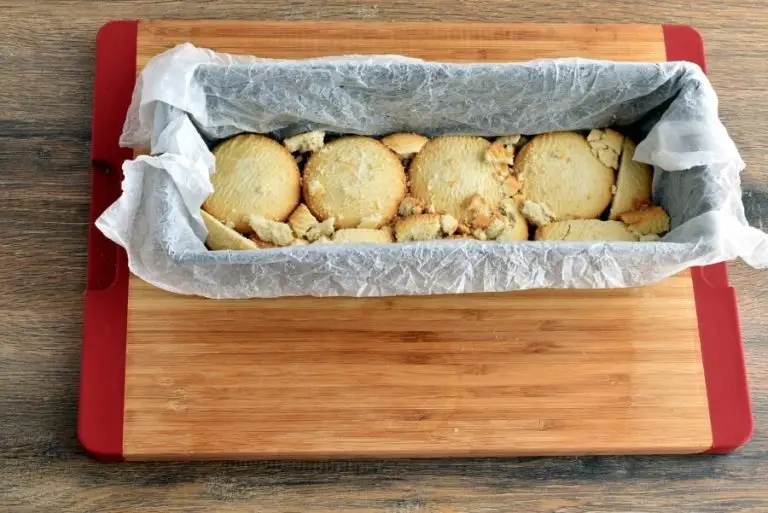 Step 2 - Lemon Meringue Fridge Cake