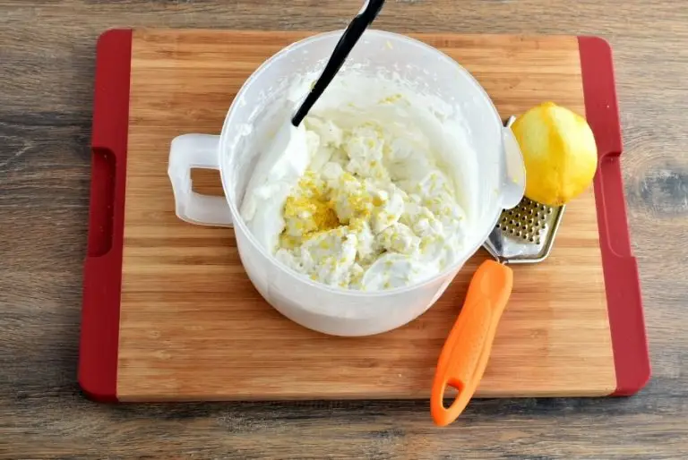 Step 3 - Lemon Meringue Fridge Cake