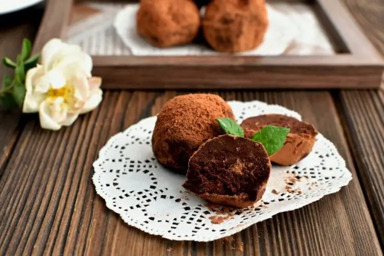How to serve Mint Truffles